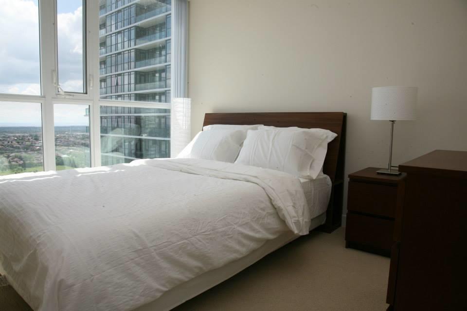 Accurate Plus Furnished Apartment- Brickstone Mews Mississauga Rom bilde