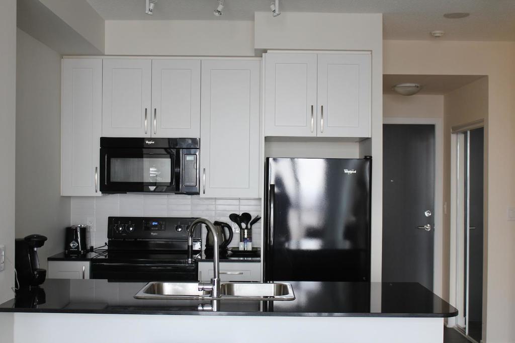 Accurate Plus Furnished Apartment- Brickstone Mews Mississauga Rom bilde