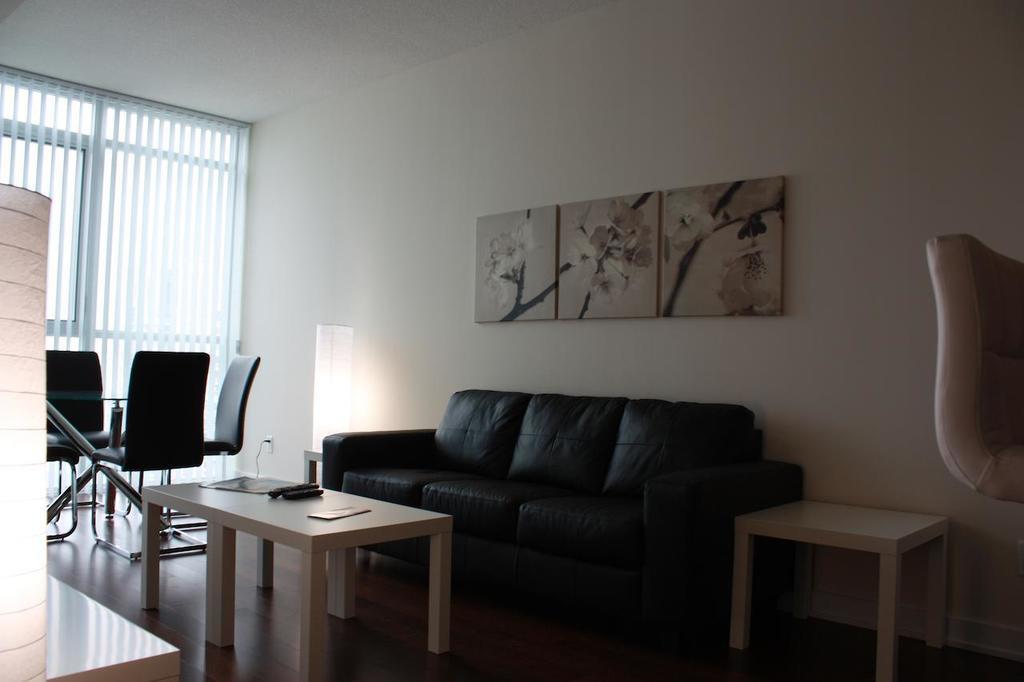 Accurate Plus Furnished Apartment- Brickstone Mews Mississauga Rom bilde