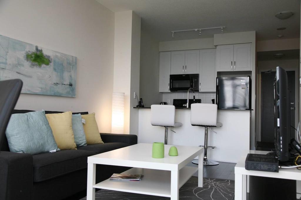 Accurate Plus Furnished Apartment- Brickstone Mews Mississauga Rom bilde