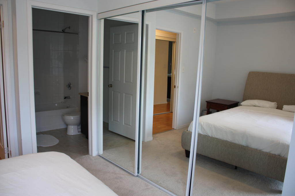 Accurate Plus Furnished Apartment- Brickstone Mews Mississauga Rom bilde